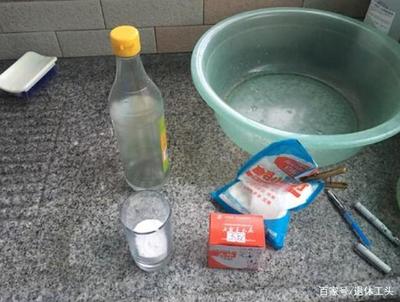 衛(wèi)生間臭味小飛蟲太煩人,往下水道倒上一瓶,多臟多臭統(tǒng)統(tǒng)消失